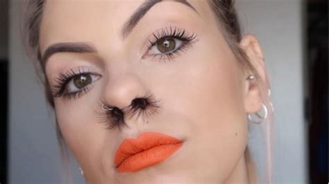 nose hair extensions|Nose hair extensions are the next hot beauty trend。